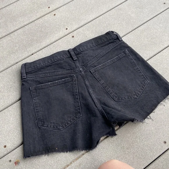 NWT Abercrombie & Fitch Black High Rise Mom Shorts - Picture 4 of 5
